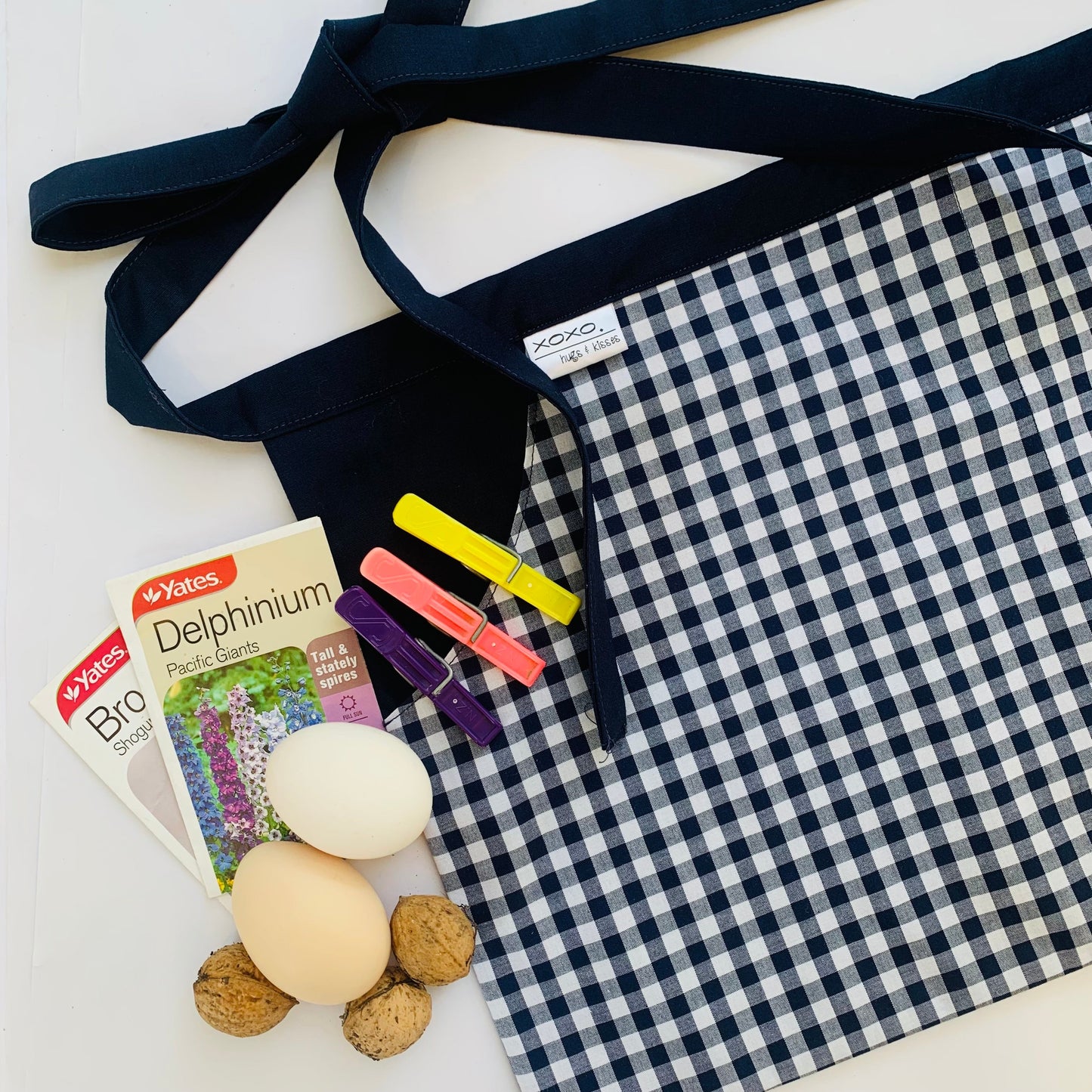 Peg Apron